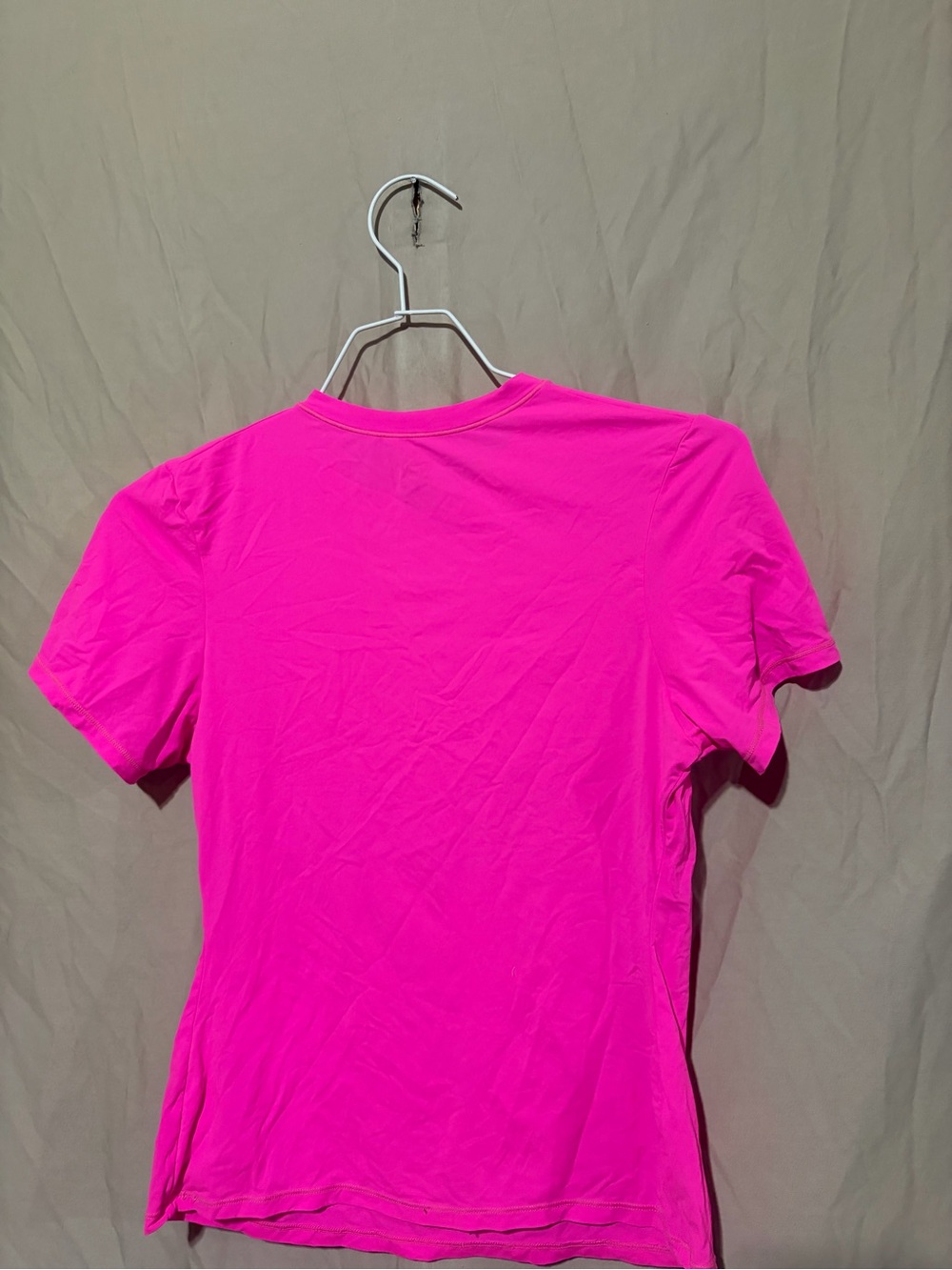 Skims T-shirt - Picture 3 of 3